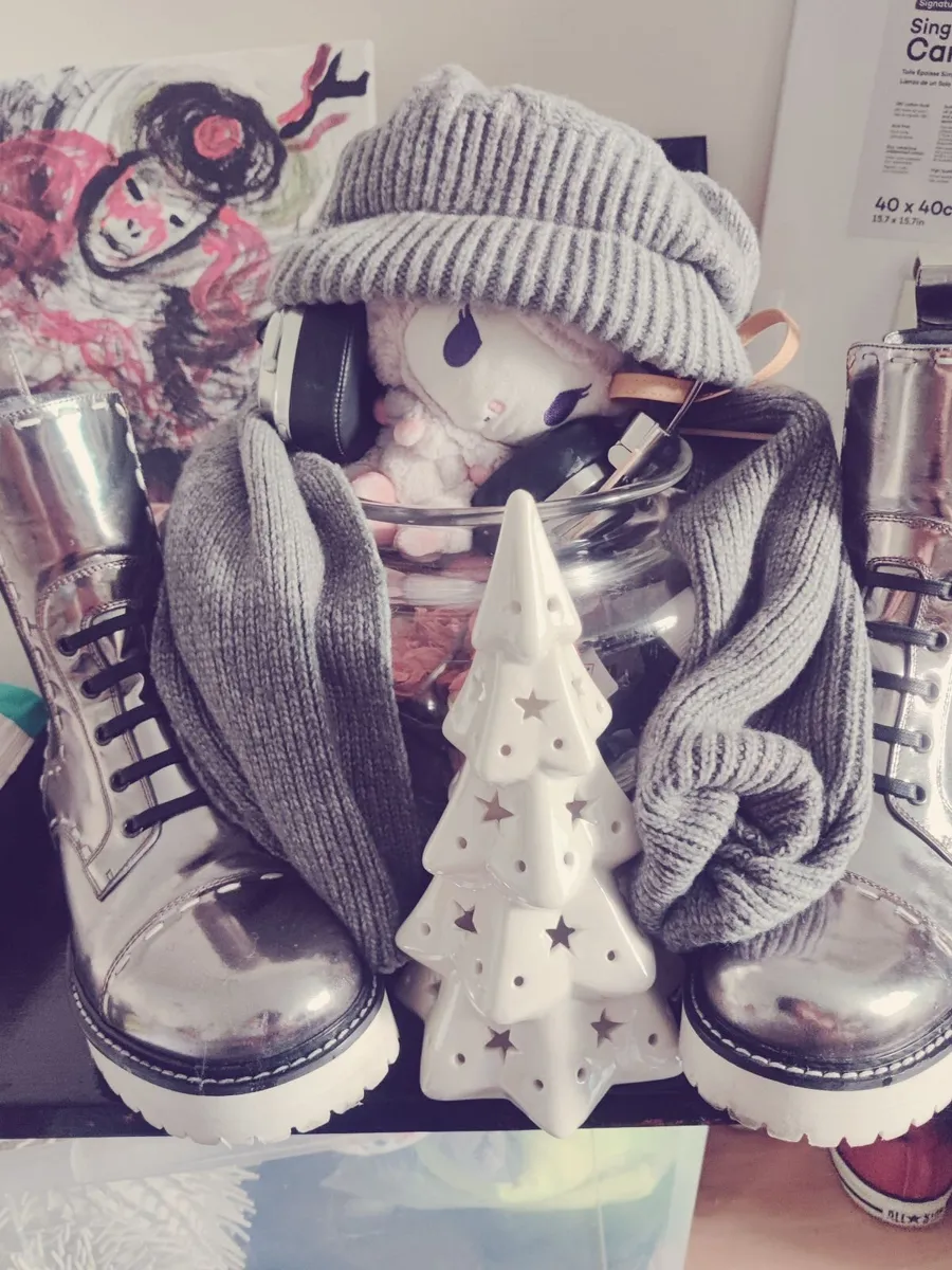 Dolce Gabana kicks - Image 3