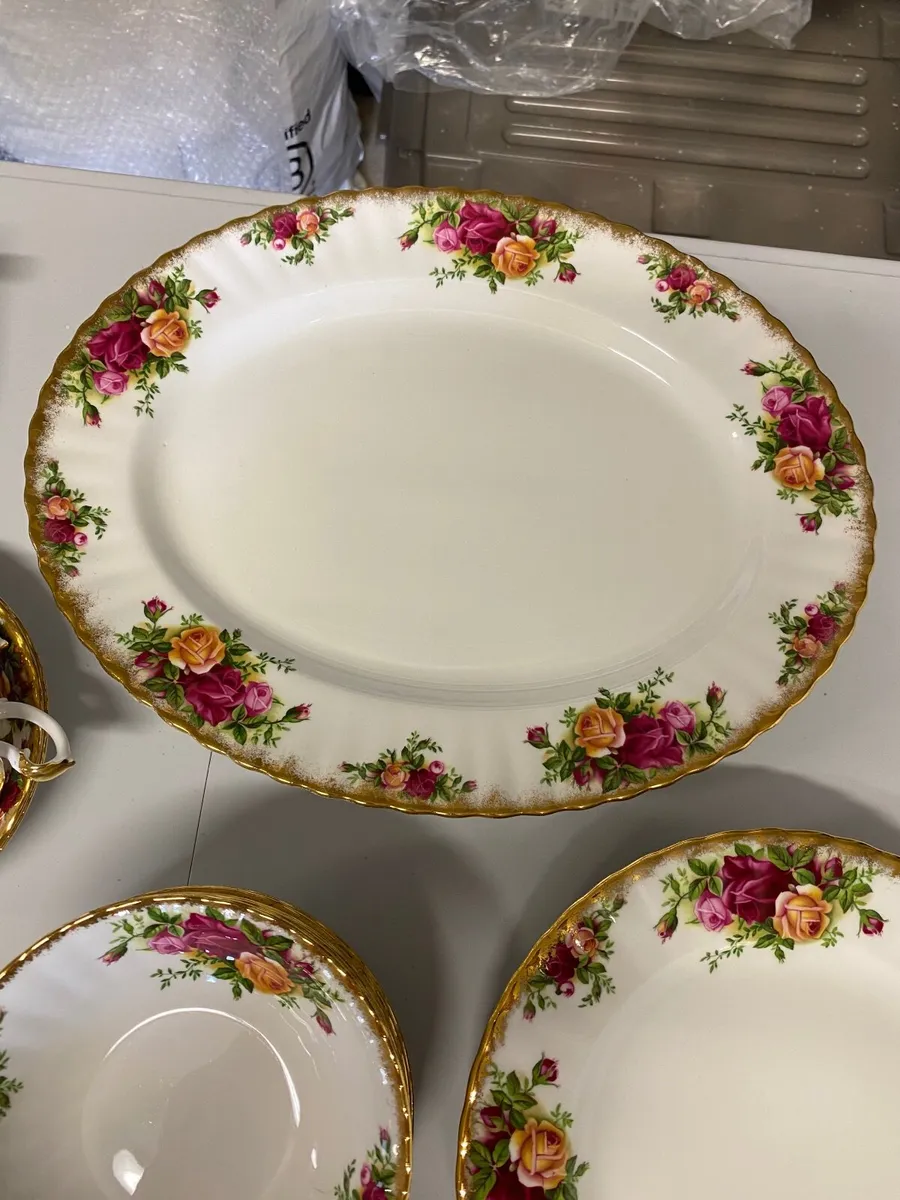 China dinner/tea set - Image 2