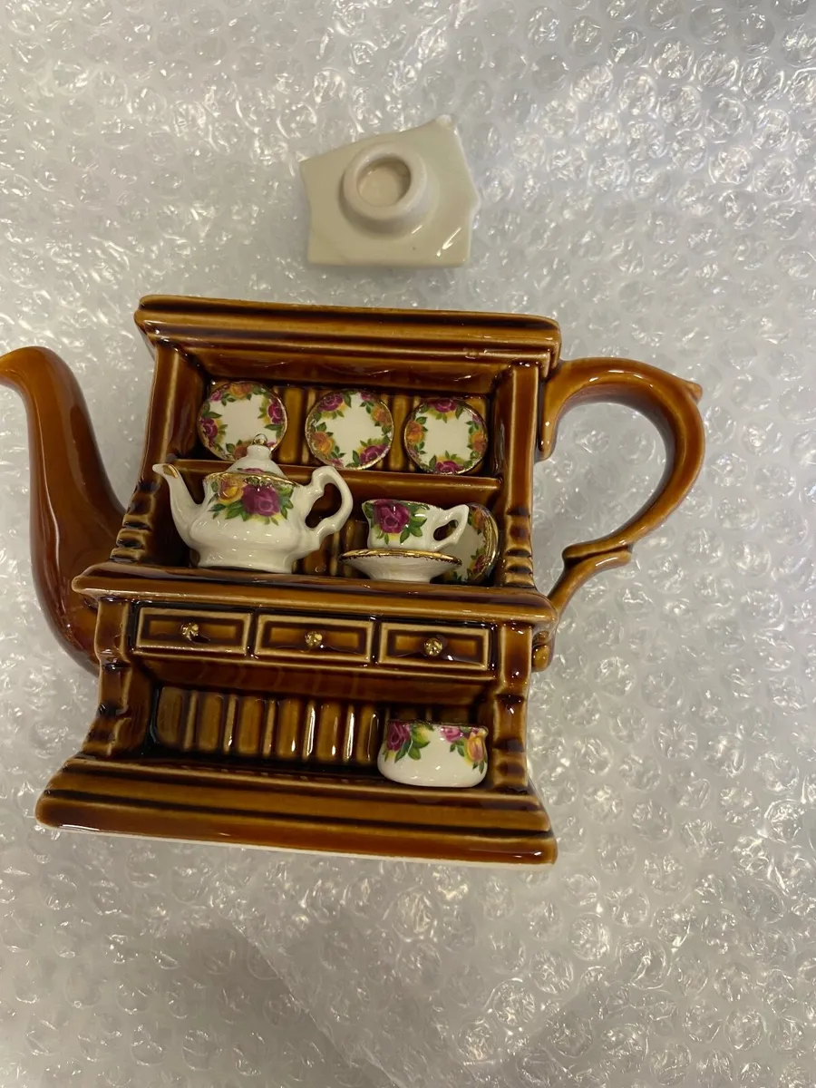 China dinner/tea set - Image 4