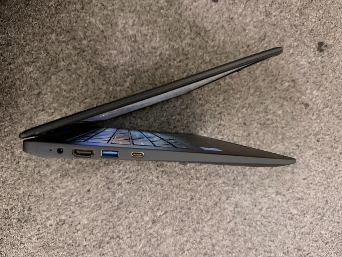 Dynabook Satellite Pro C40-G-109 14" Laptop - Image 3