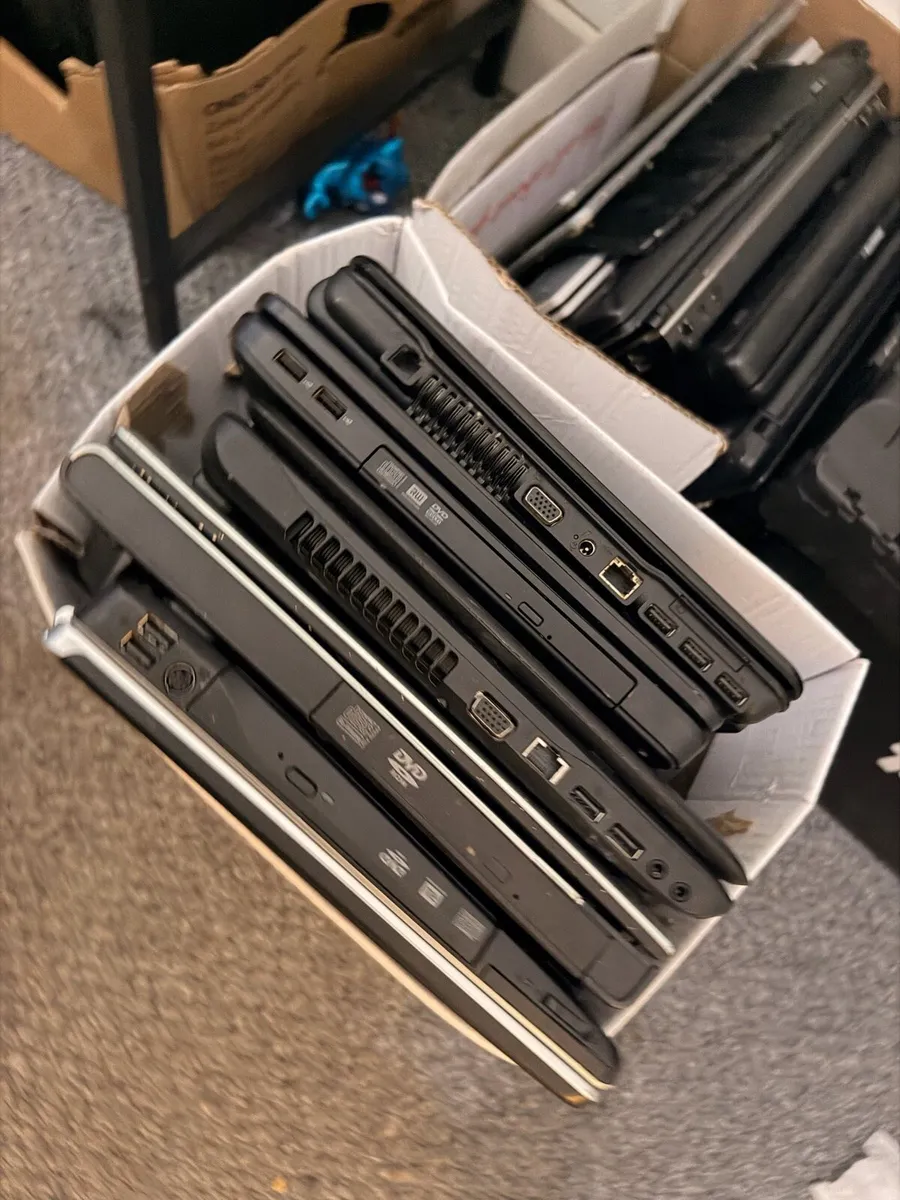 Latops all parts - Image 1