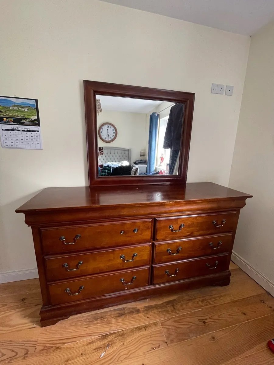 Chest of drawers and large mirror - Image 1