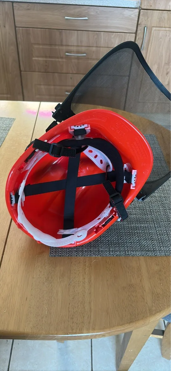 Safety helmet - Image 4