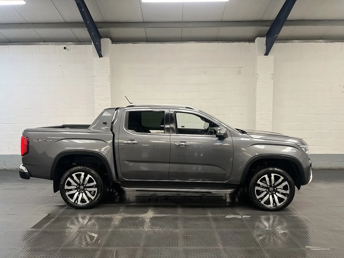 2024 Volkswagen Amarok PickUp Van - Image 1