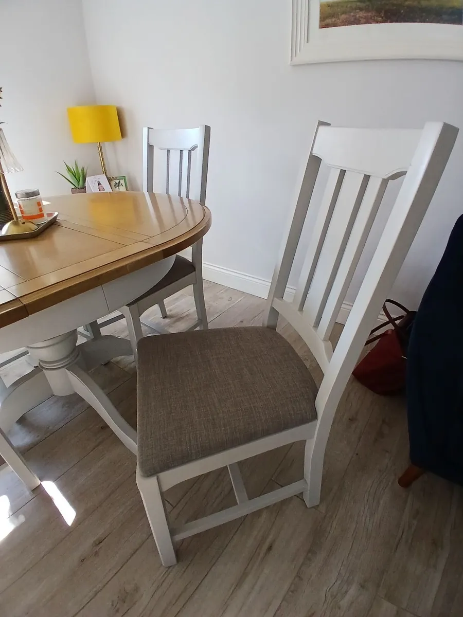 Dining Table and Chairs - Image 3
