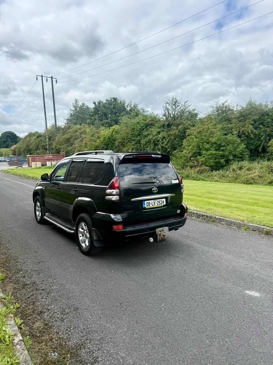 Toyota Land Cruiser LC4 - Image 3