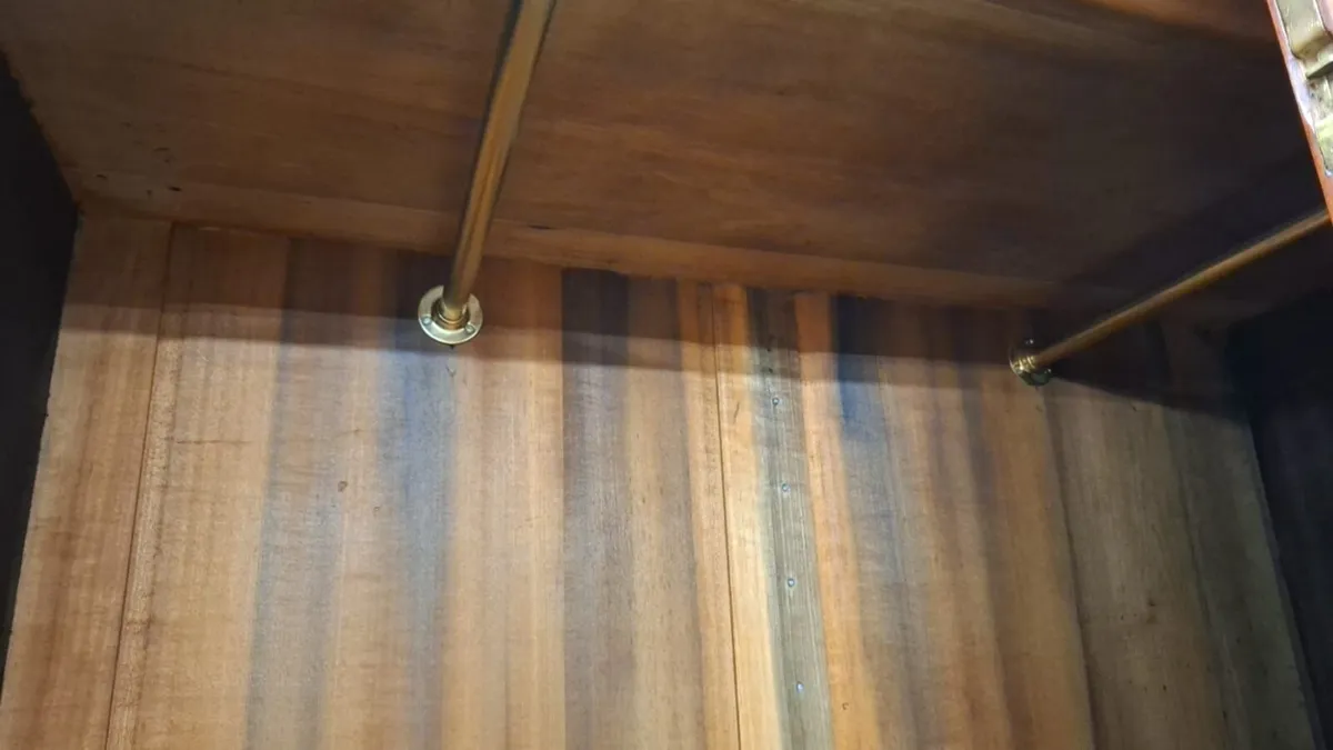 Late victorian  3 door wardrobe - Image 4