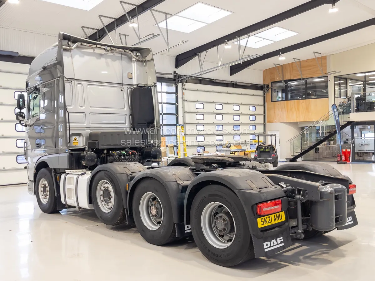 2021 DAF XF 530 DOUBLE DRIVE SUPER SPACE - Image 4