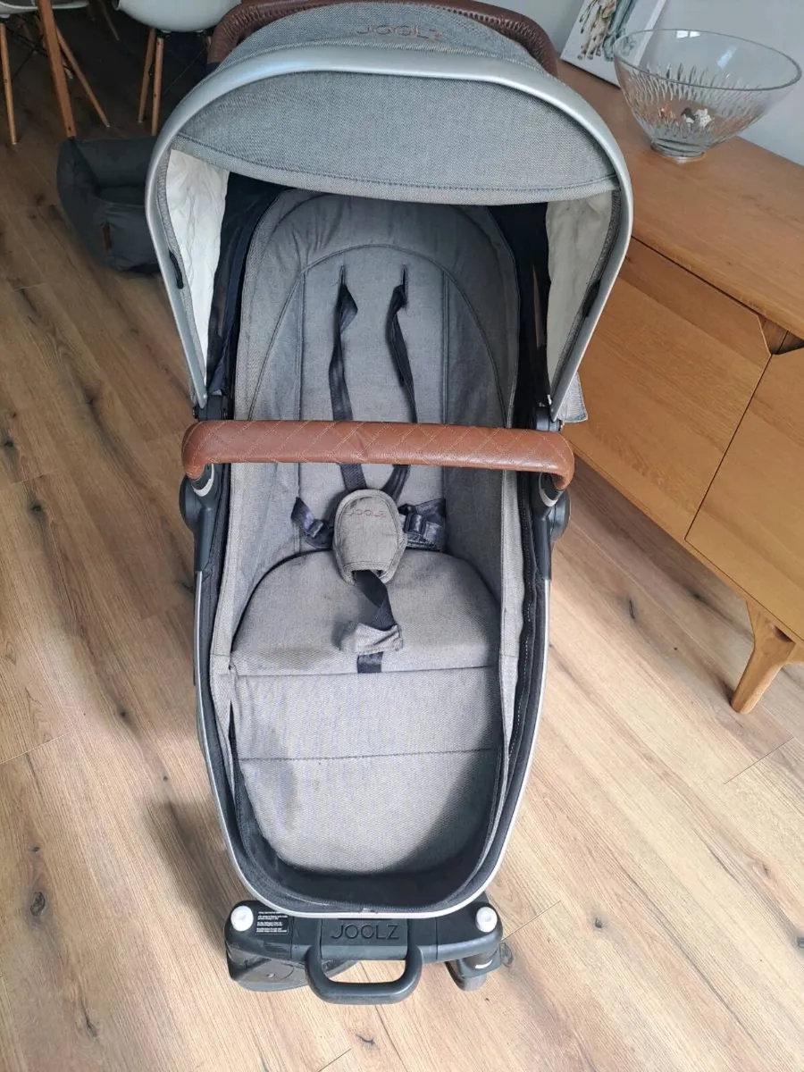 Joolz buggy and bassinet - Image 2