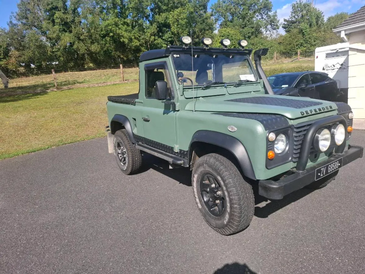 Landrover defender - Image 2