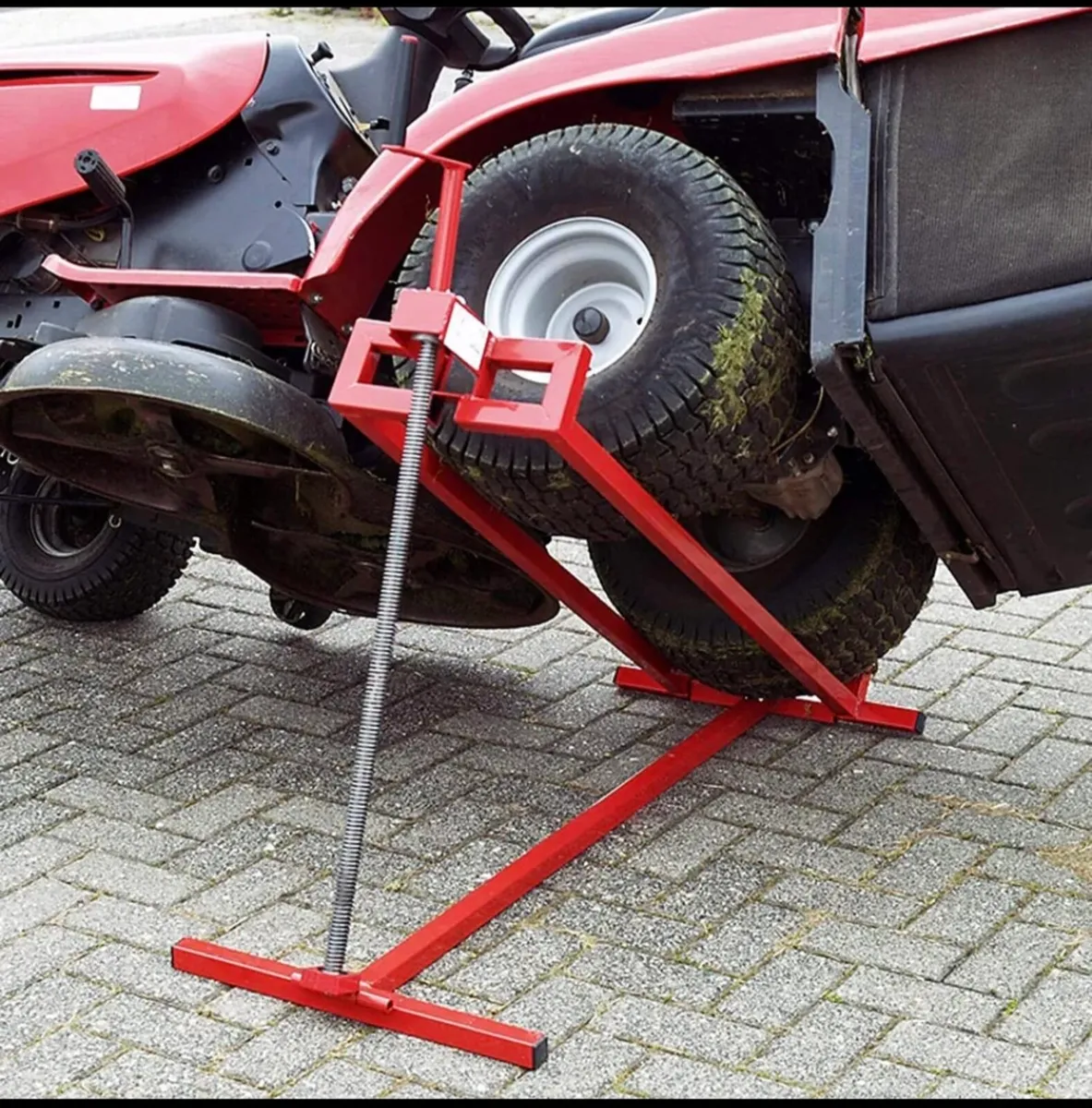 Lawnmower lifter - Image 1