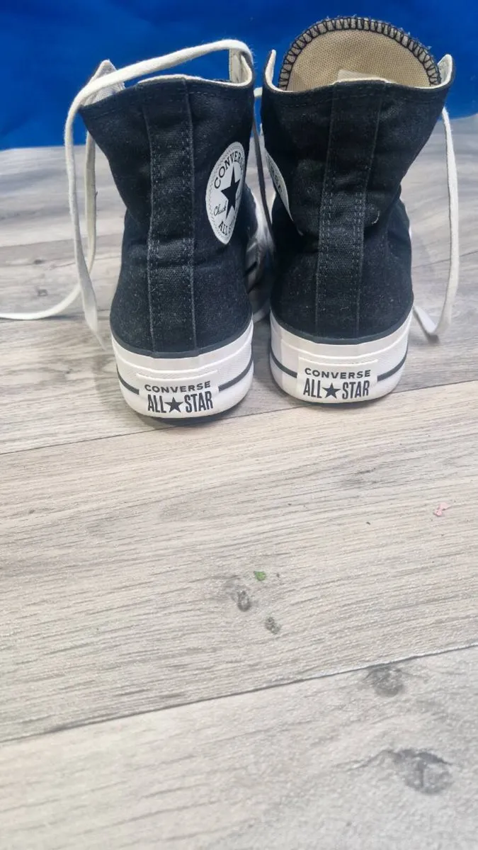 Converse Chuck Taylor Platform High Top - Image 3