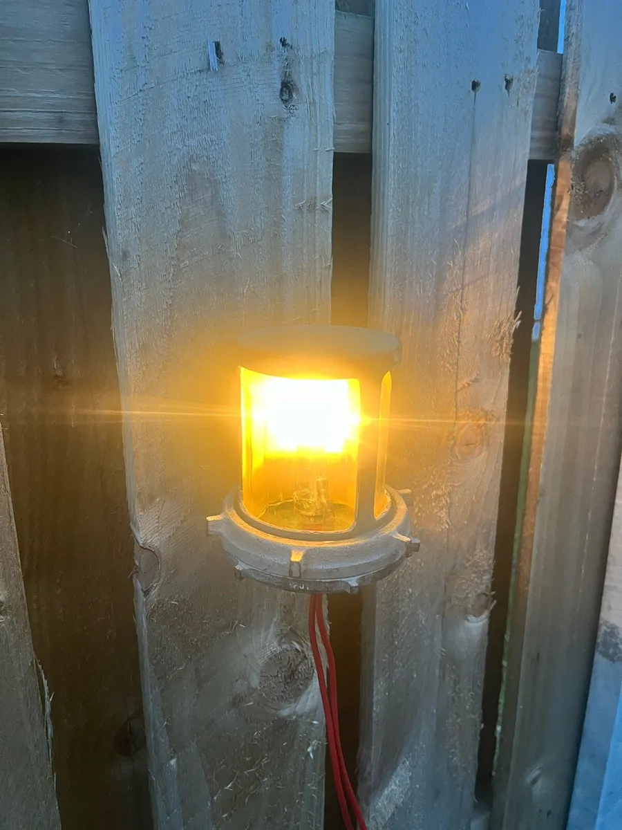 Cast Bronze Ships Navigation Lamp - Image 3