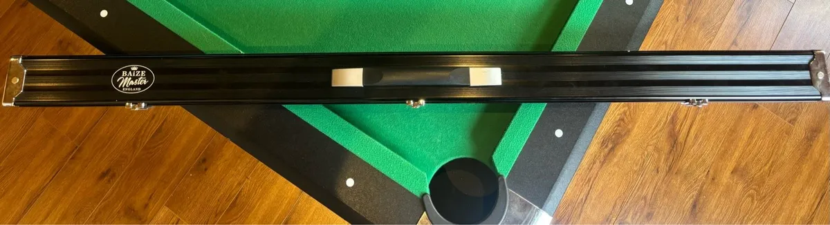 6ft x 3ft Pool table with cue and aramith balls - Image 3