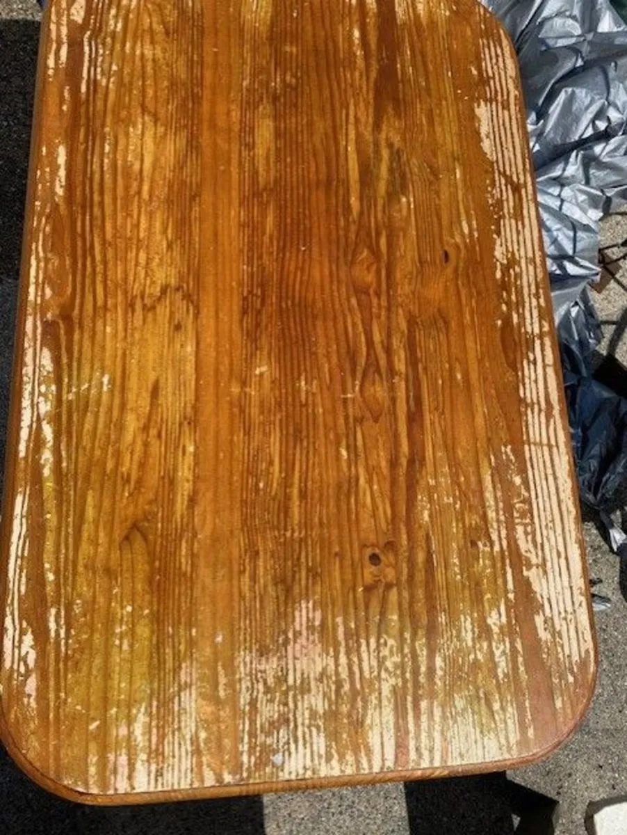 Kitchen table - pine - Image 1