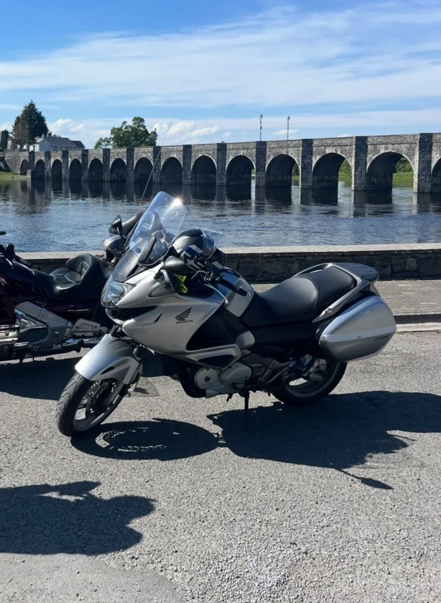 Honda deauville nt700v 2014 - Image 1