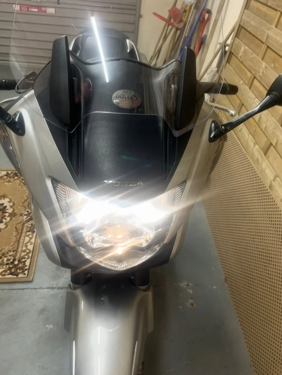 Honda deauville nt700v 2014 - Image 2