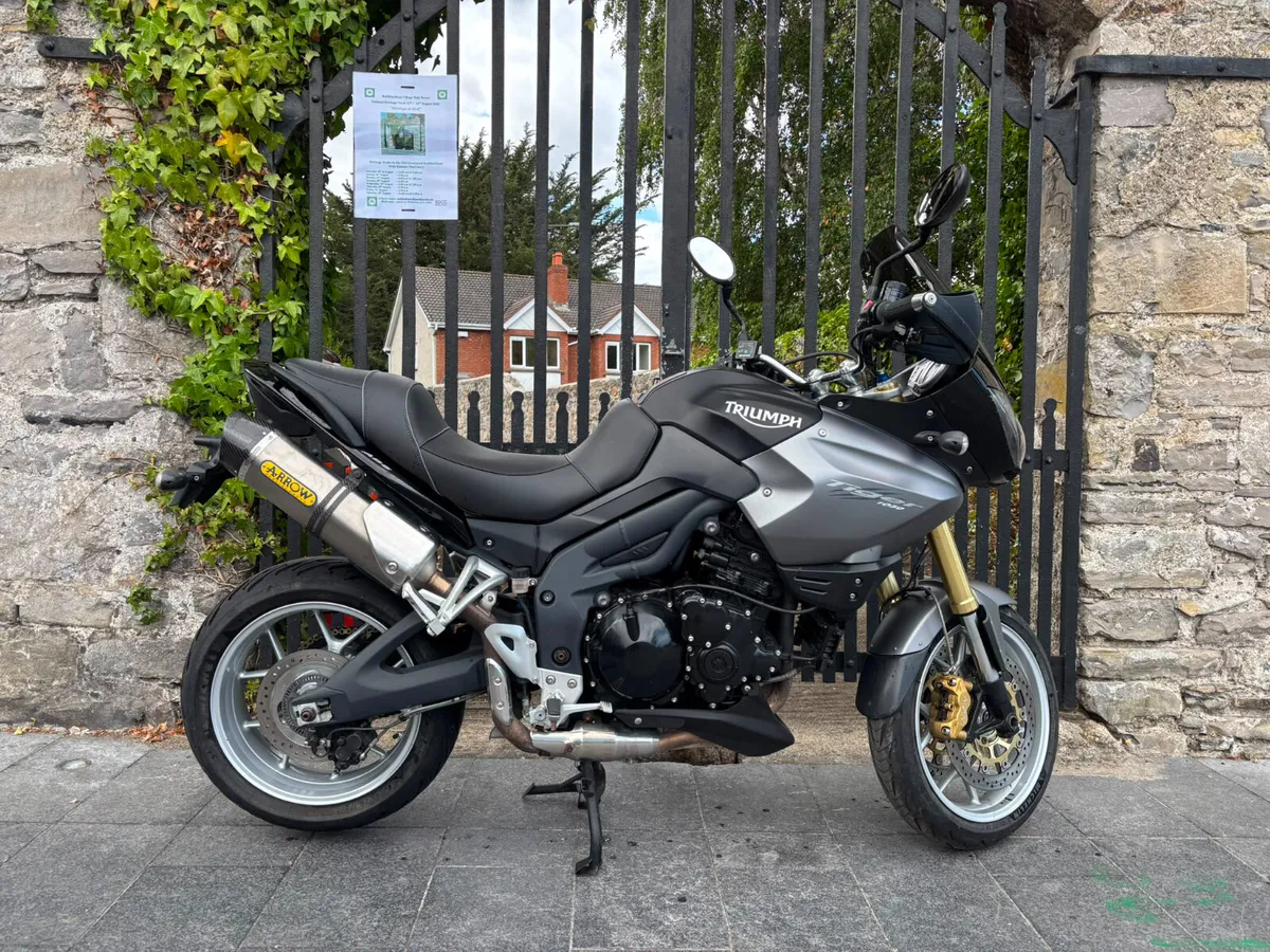 2009 TRIUMPH TIGER 1050 MOTO4U - Image 1