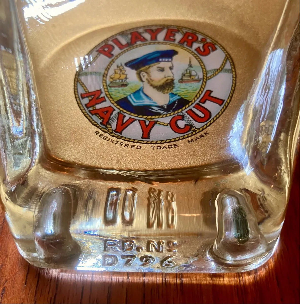 Pristine Collectible "Player's Please" Ashtray. - Image 3