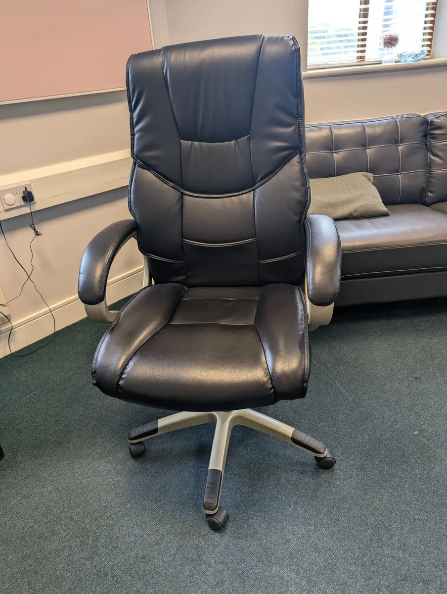 Office furniture - Image 4