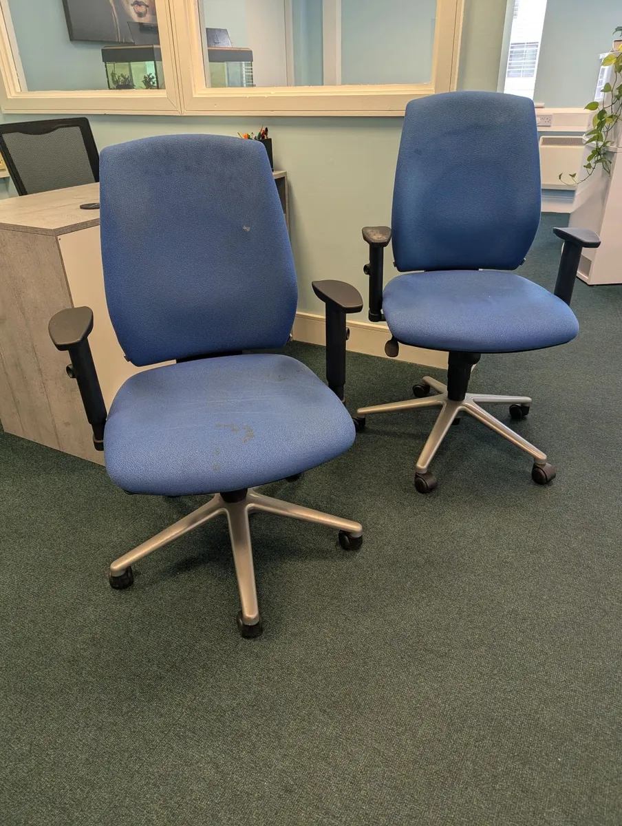 Office furniture - Image 3