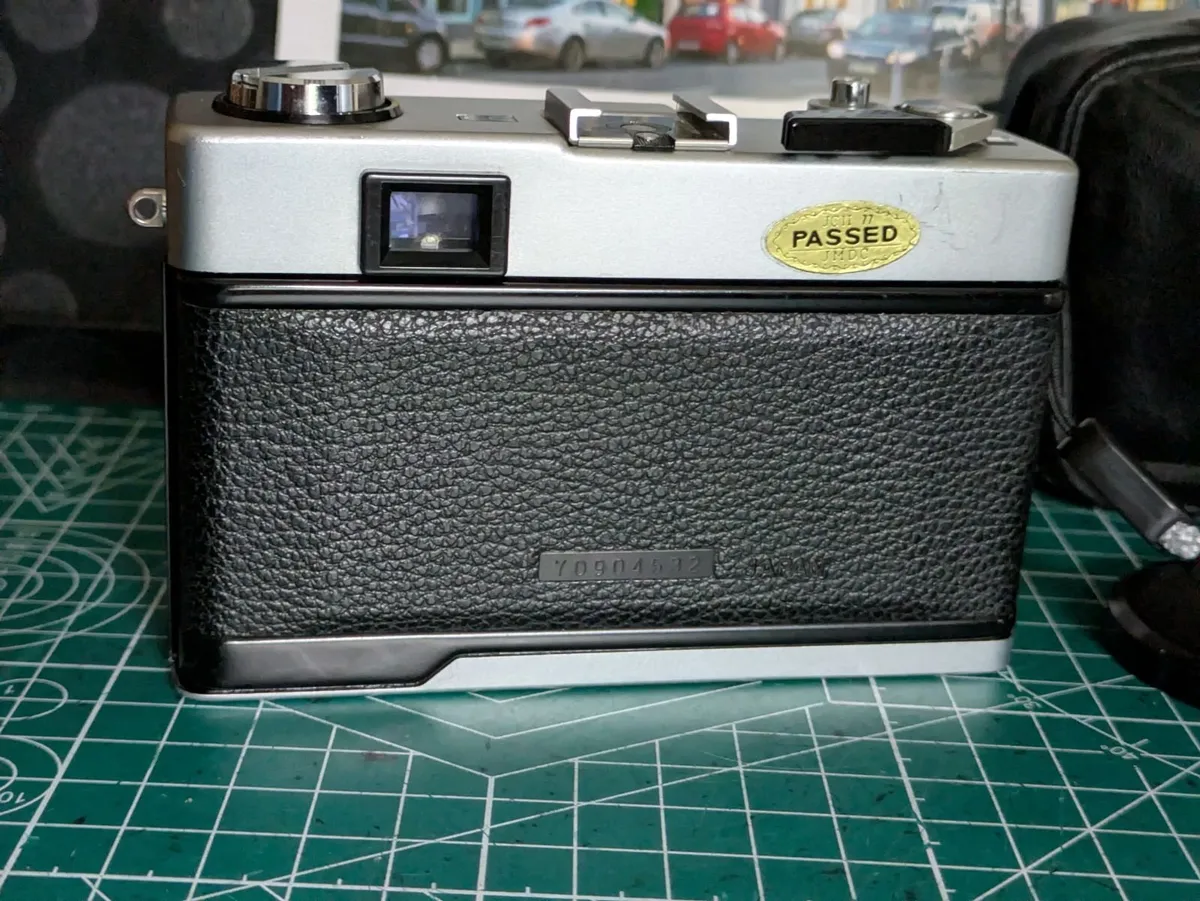 Mamiya 135 EE rangefinder film camera - Image 3