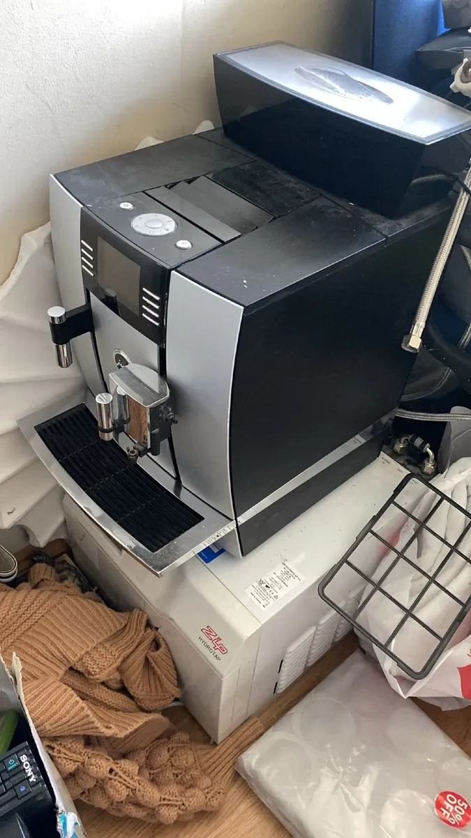 Coffee Machine - Image 2