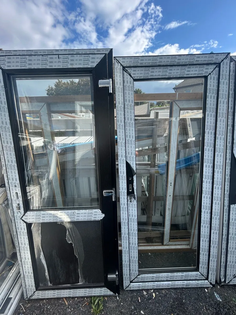 PVC door - Image 2