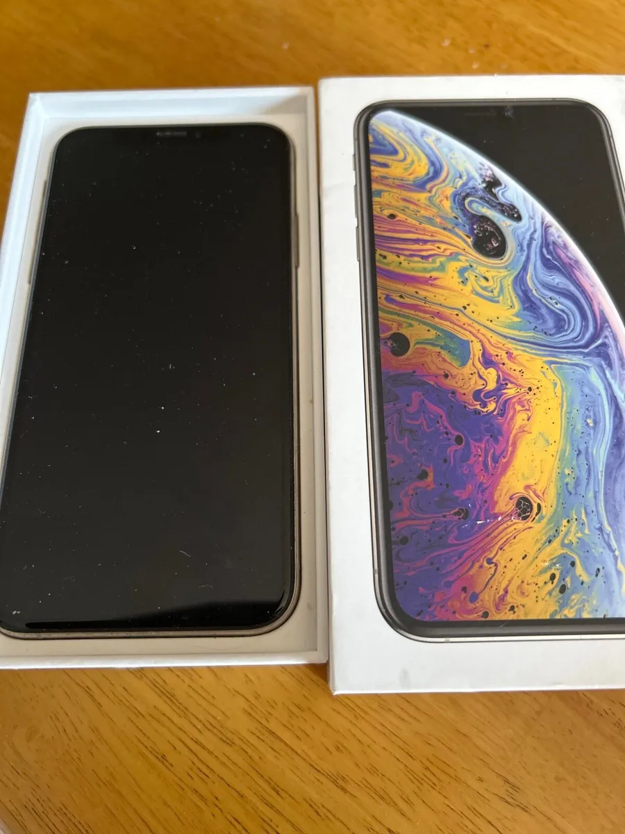 iPhone XS 256GB - Image 1