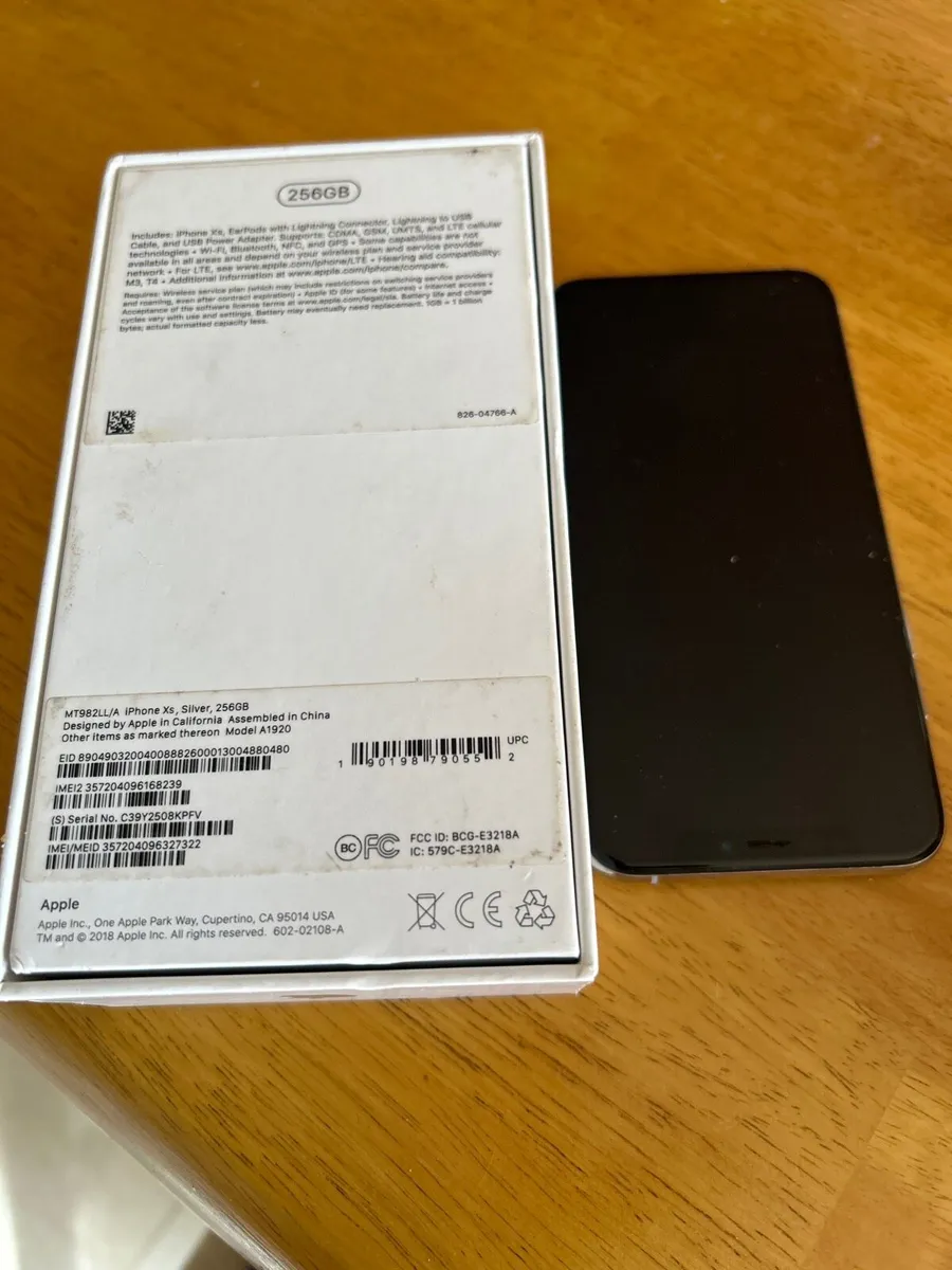 iPhone XS 256GB - Image 3