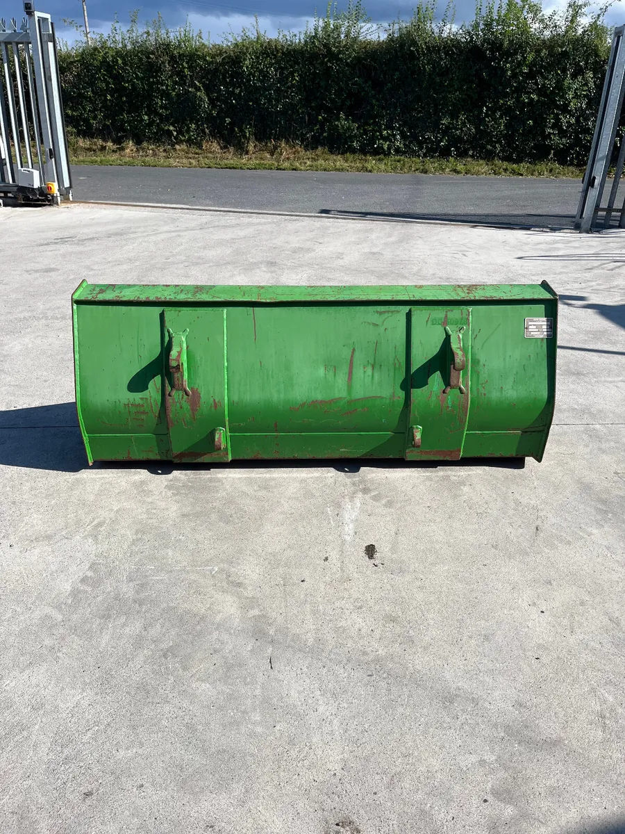 John Deere Bucket - Image 2