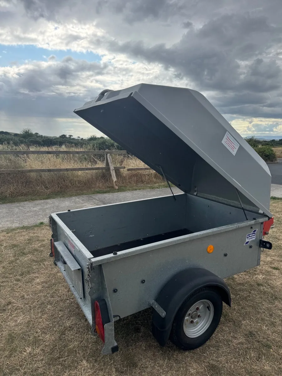Ifor Williams P5e Camping Trailer – €2,000 - Image 1