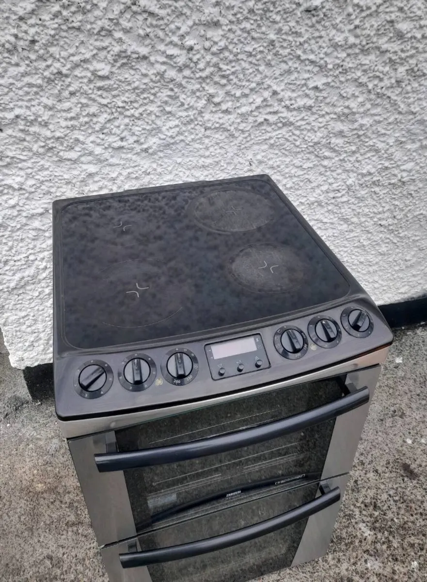Zanussi electric cooker for sale - Image 4
