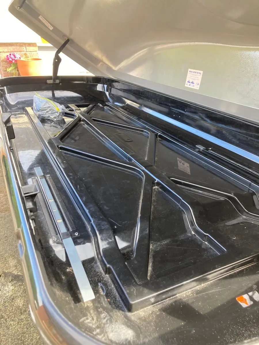 Car roof box - Image 4