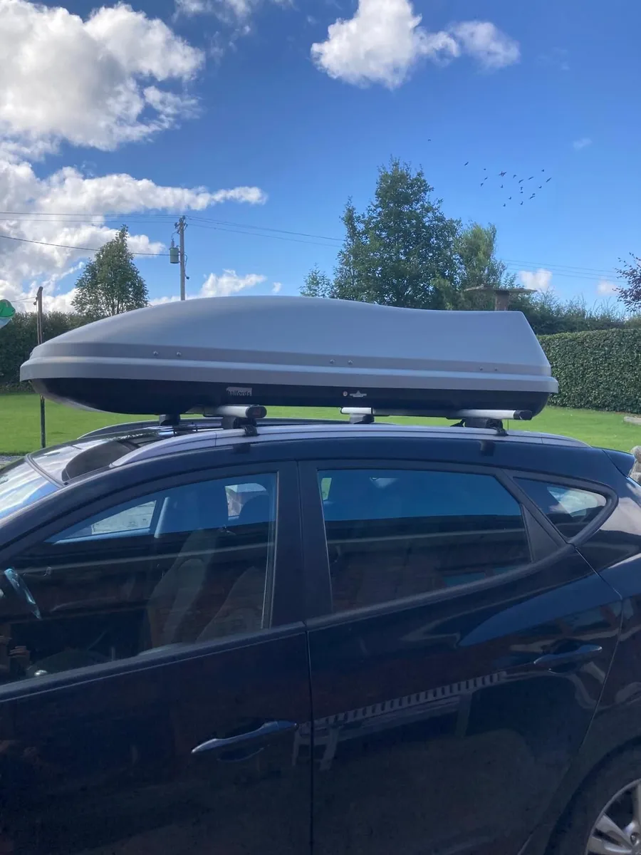 Car roof box - Image 3