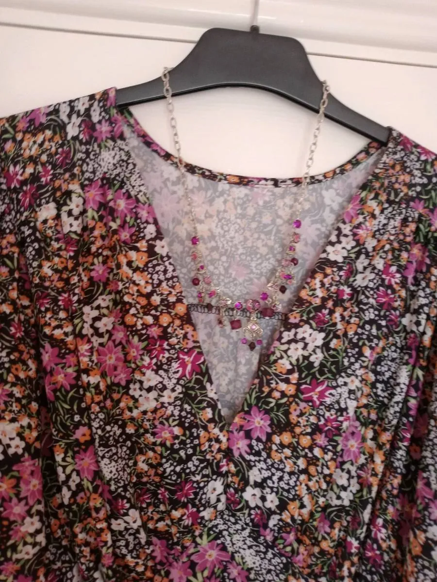 Dress/new/ FREE chain to match - Image 1