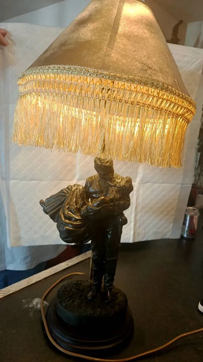 Royal Tara Irish Bronze lamp collection - Image 3