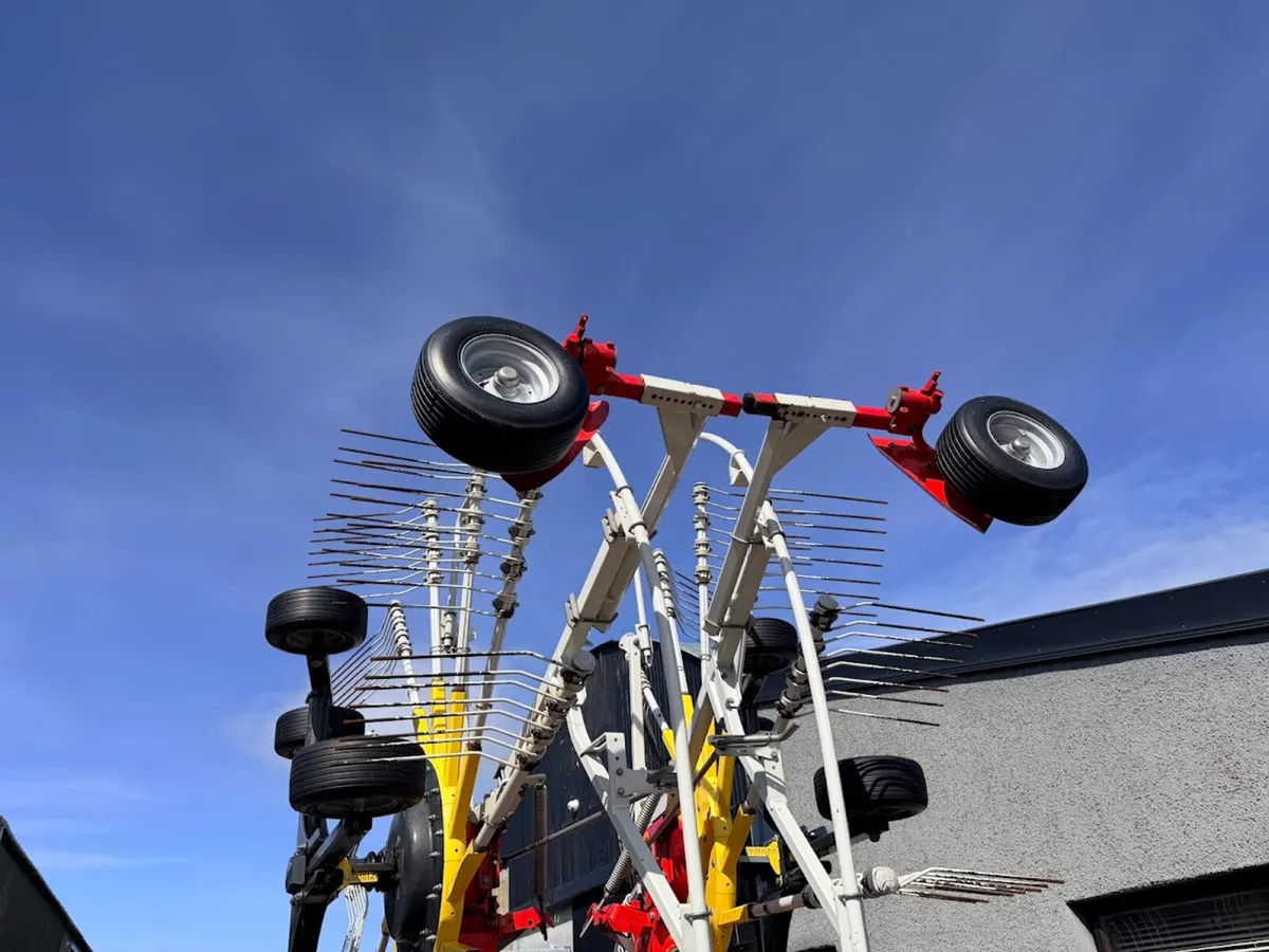 2021 Pottinger 762C Rake - Image 4