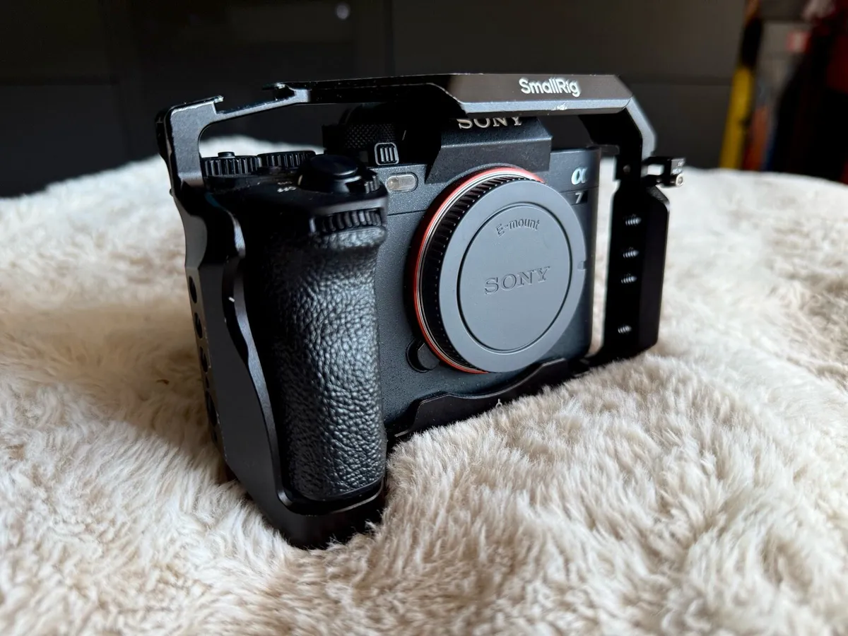 Sony A7IV - Image 2