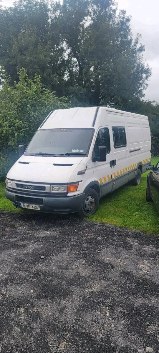 Camper Van - Image 1
