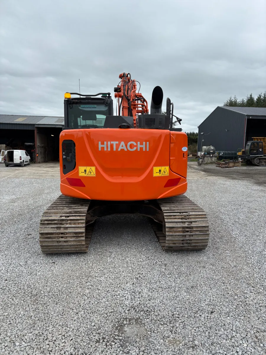Hitachi zx135-6.           2018 - Image 3