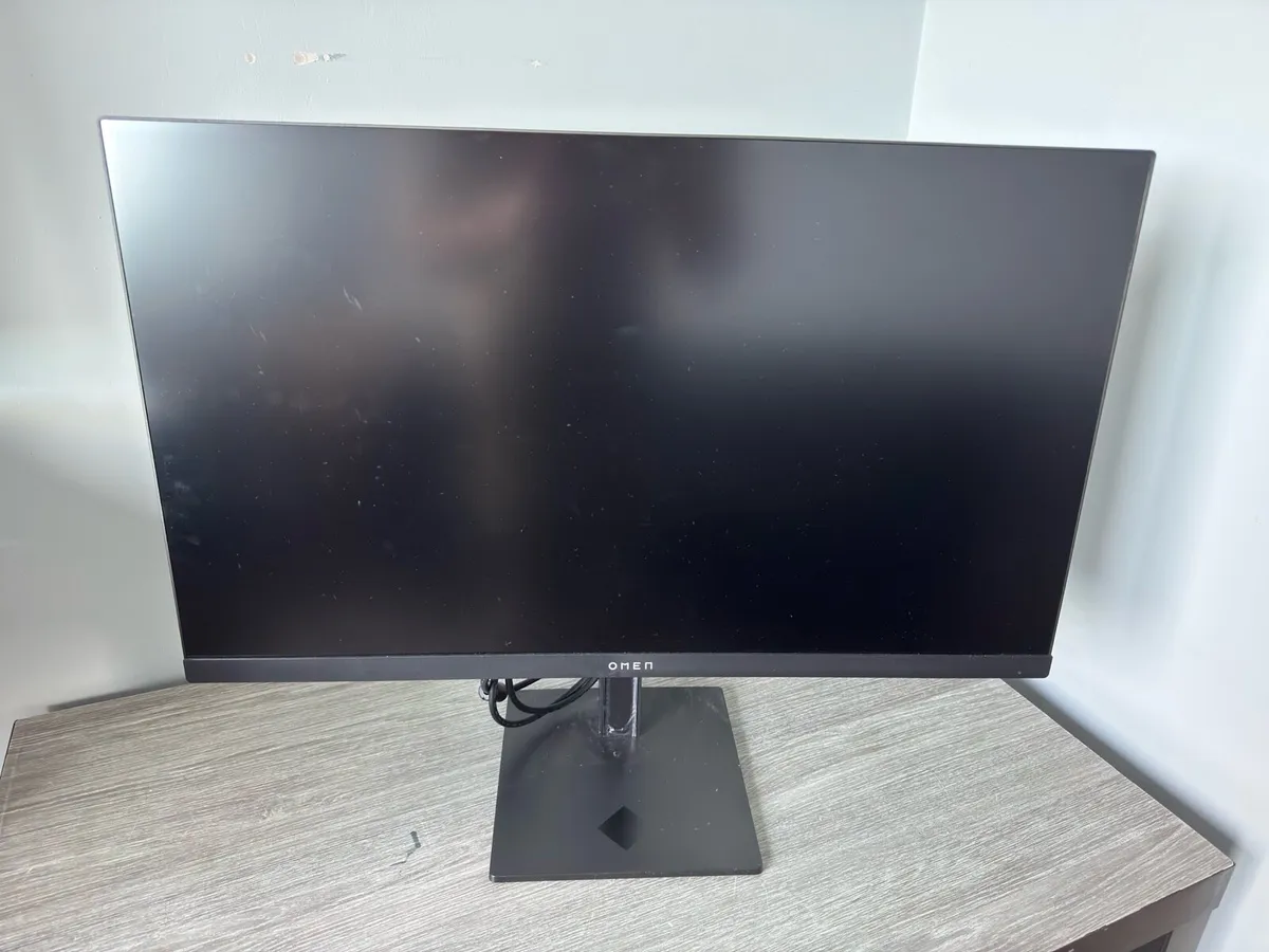 Omen 27” Gaming Monitor – Excellent Condition