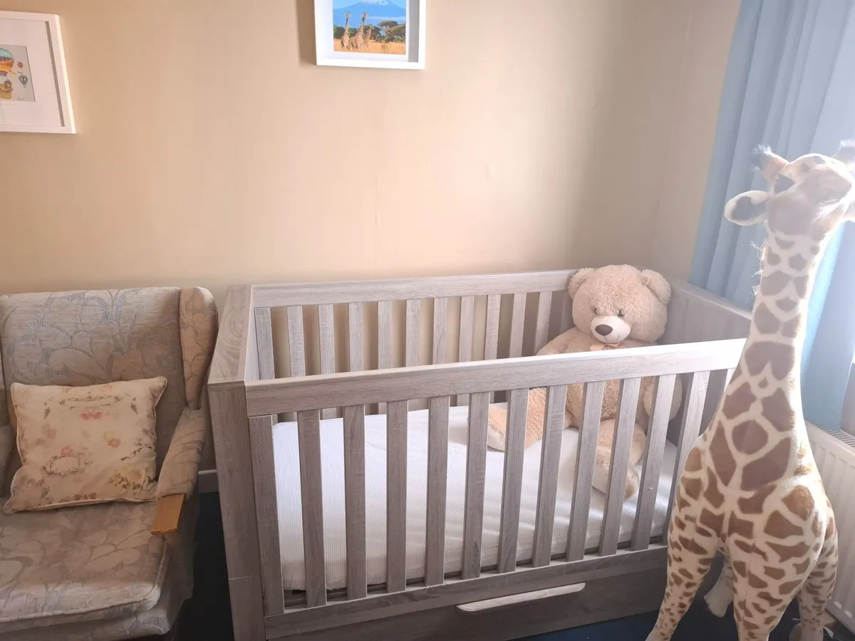 Mamas & Papas Franklin Cot Bed - Grey - Excellent - Image 2