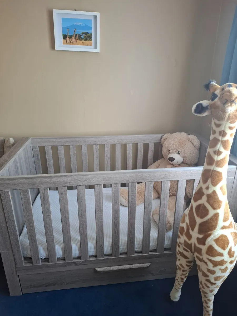 Mamas & Papas Franklin Cot Bed - Grey - Excellent - Image 4