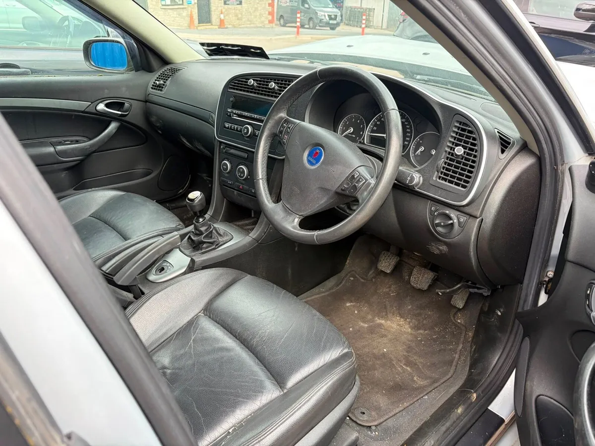 2008 Saab 93 - Image 2