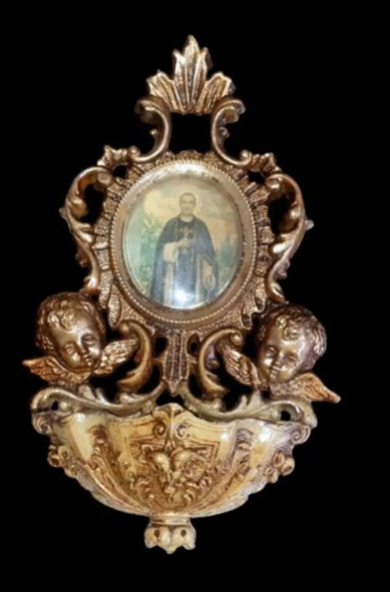 Vintage Ornate Brass Holy Water Font / Stoup - Image 4