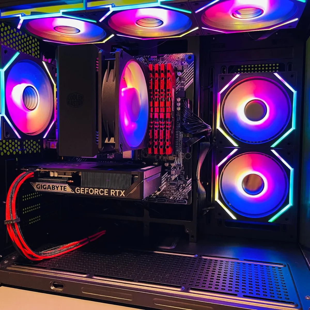 PC Ryzen 5 5600XT, RTX 5060 8GB, 32GB Ram - Image 4