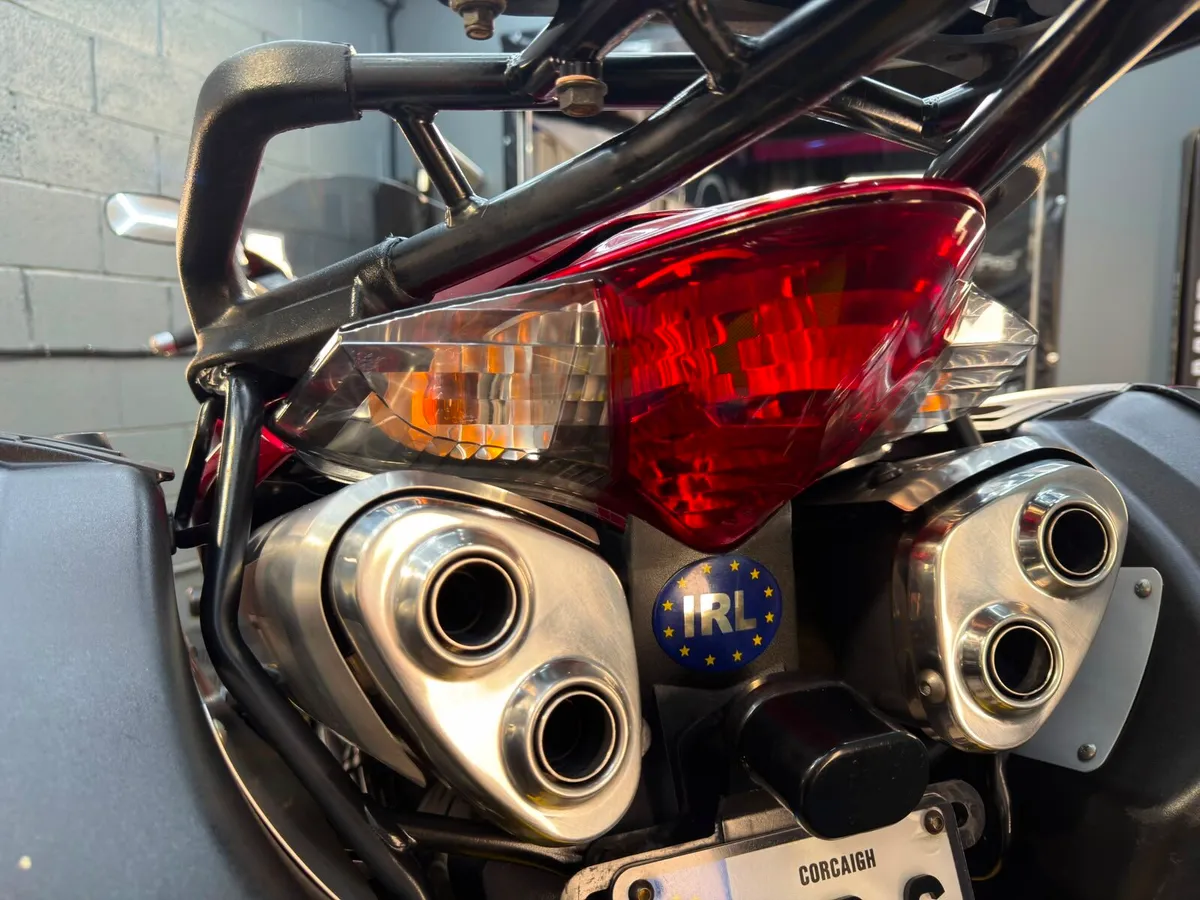 Honda vfr800 vtec - Image 3
