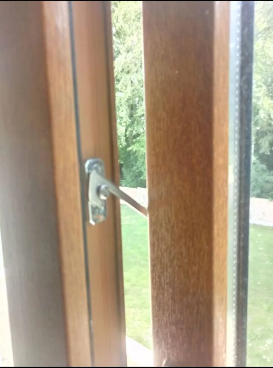 Window and door repairs - Image 3