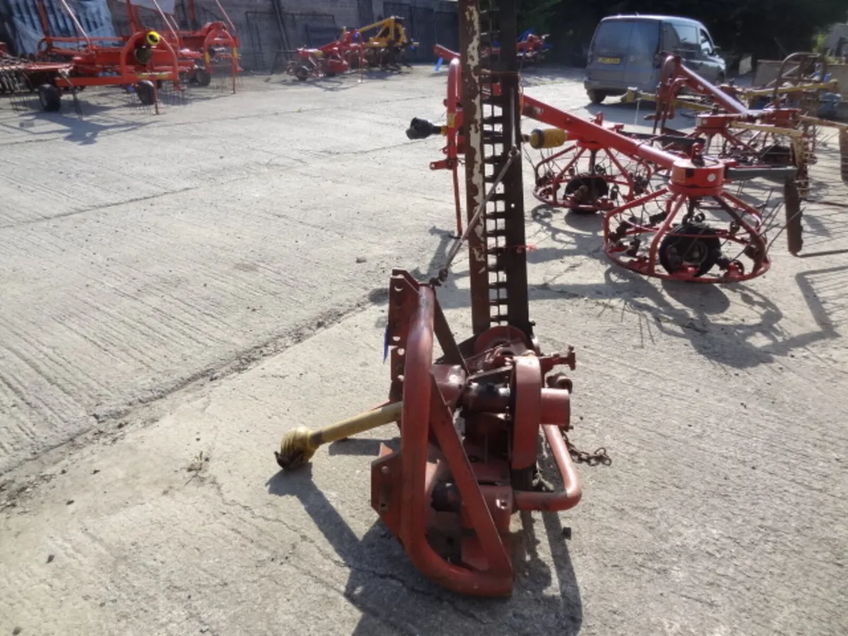 IH International Finger Bar Reaper Mower - Image 2